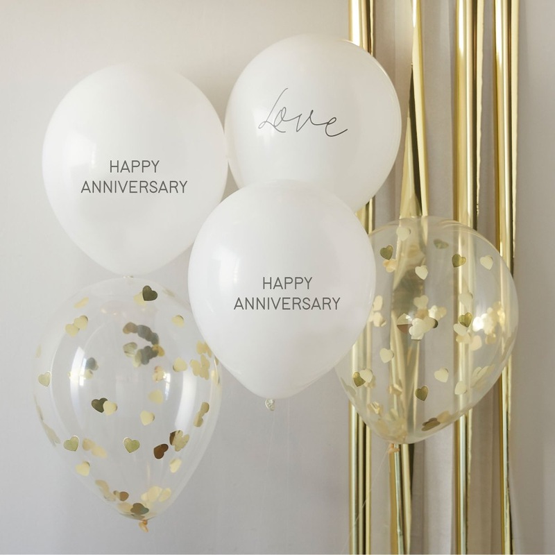 Anniversary Balloon Bundle with Confetti