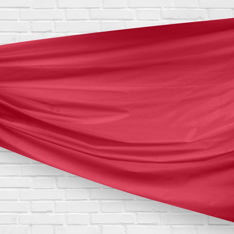 Red Plastic Drape - 30.5m
