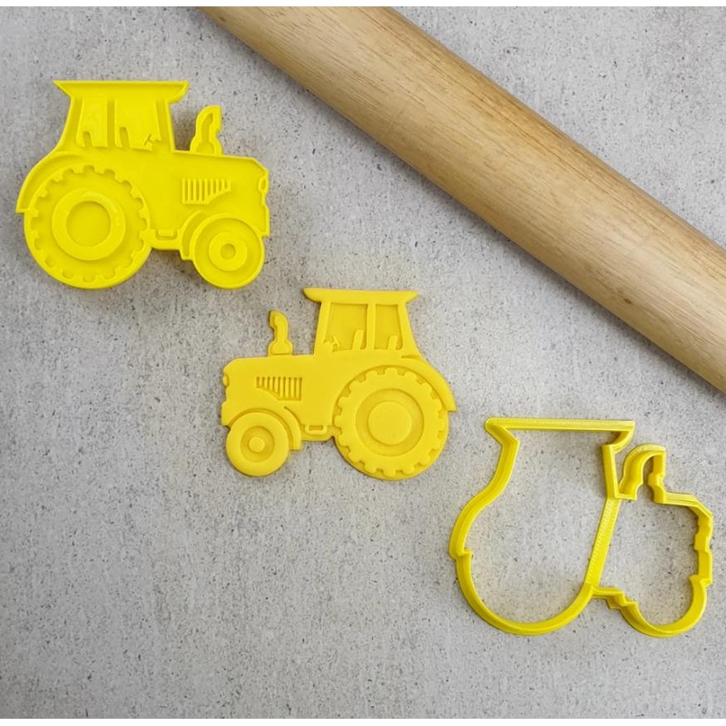 Tractor Embosser & Cookie/Biscuit Cutter Set